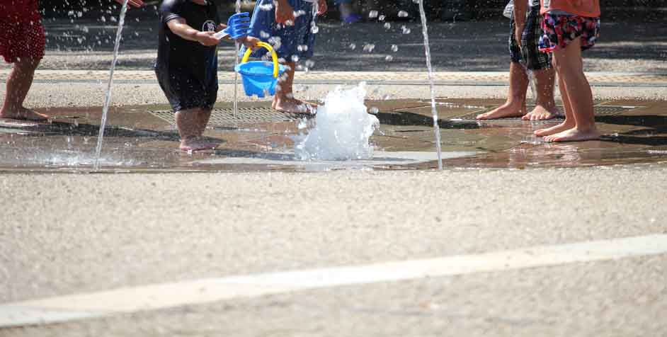 water-play water-play